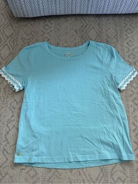 Lilly Pulitzer Light Blue Short Sleeve Tee with White Trim